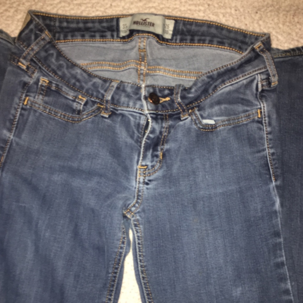 2/$15 Hollister 3S straight leg jeans